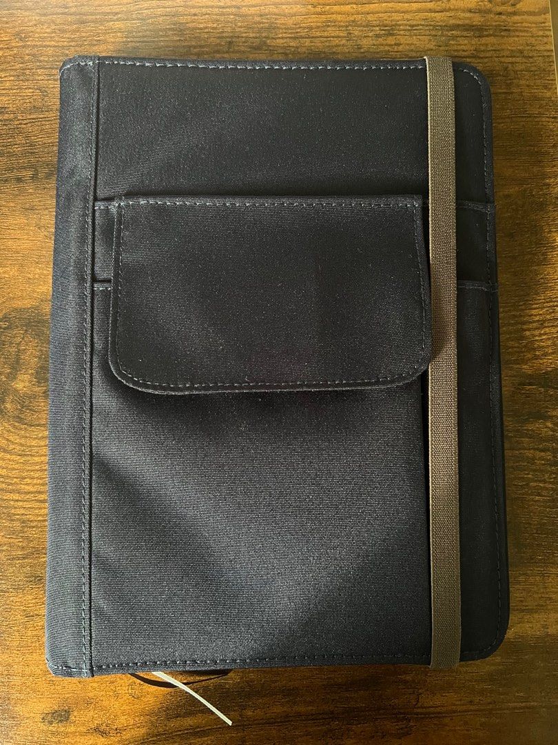 A5 Lihit Lab Notebook Cover in Olive and Navy, Hobbies & Toys