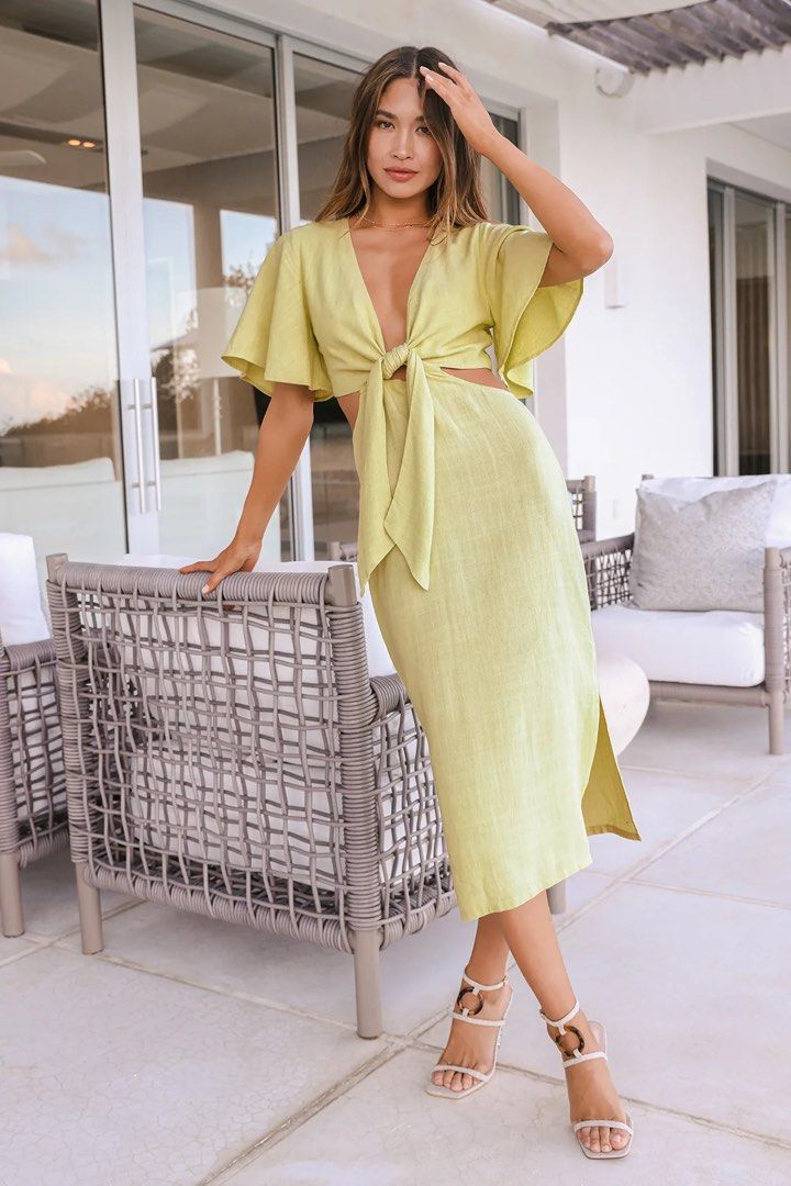 Lulus Summer Cutout Midi Dress Women s Fashion Dresses Sets Dresses on Carousell