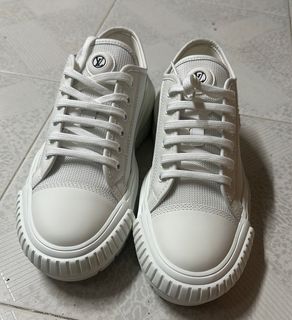 （分類：）位於 。 由 mw7533845 提交（商品編號 1281270799，圖片 1）。簡介： 。