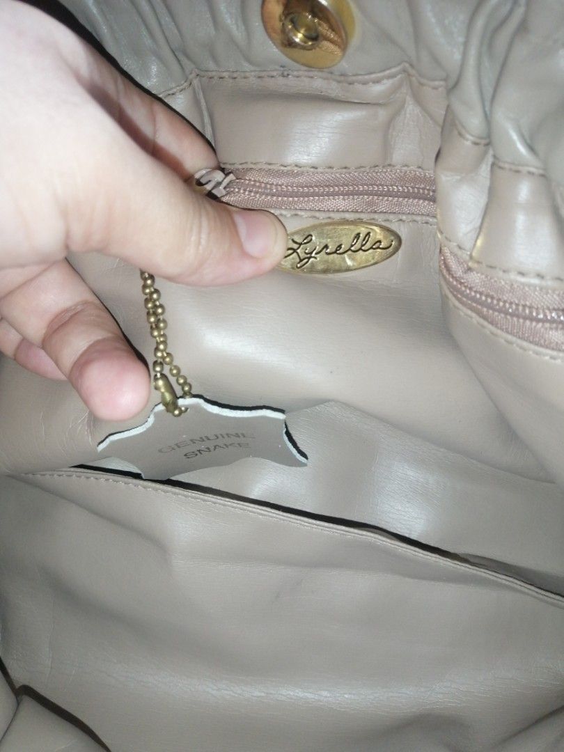 Lyrella purse hotsell