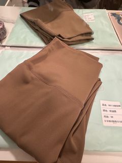 （分類：）位於 。 由 kikiay 提交（商品編號 1281334860，圖片 1）。簡介： 。
