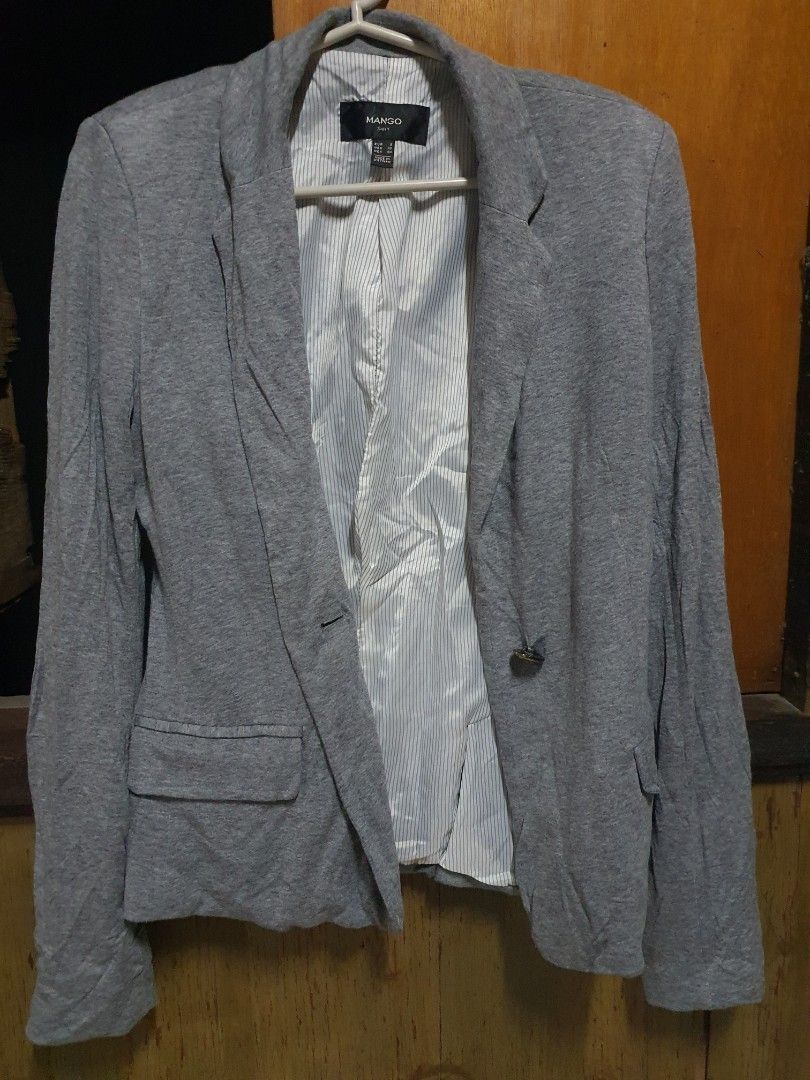 Mango Gray Cotton Blazer (Category: Coats, Jackets and Outerwear) located in Manila. Submitted by mane_13 (Listing ID 1281387626, Image 1). Description: RFS: Does not fit me anymore.