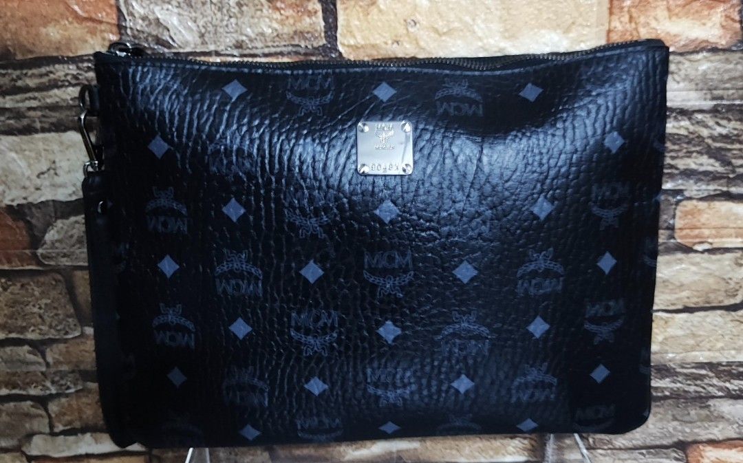 MCM WRISTLET ZIP POUCH IN VISETOS AUTHENTIC Luxury Bags