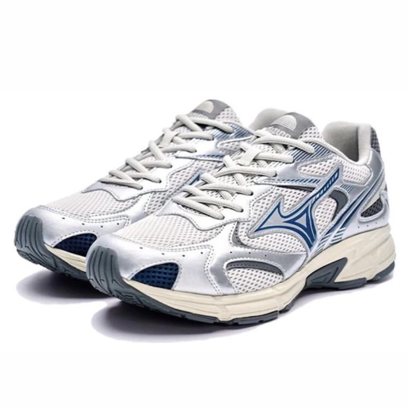 Mizuno cyclone deals