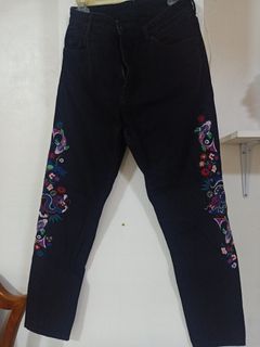 Monki Jeans Embroidered