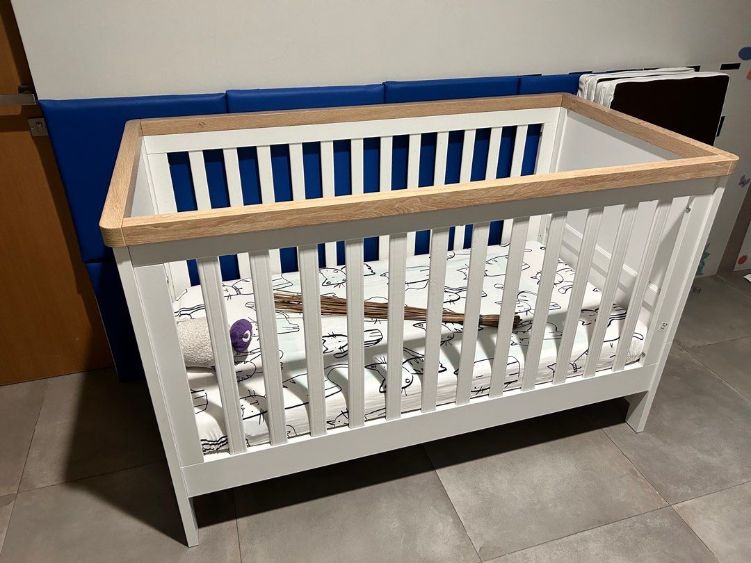 Mothercare lulworth cot bed hot sale mattress