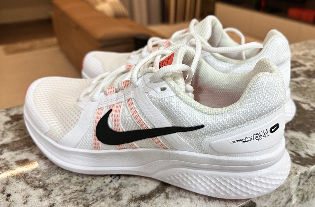 Nike hotsell 9.5 size