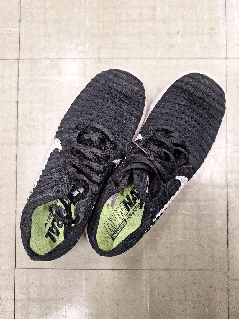 nike running free flexible