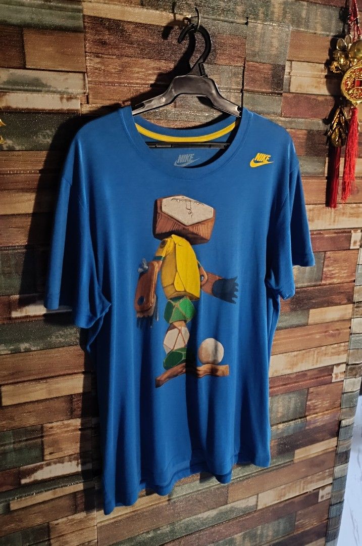 Nike Trippy Footballer Quick Drying Graphic T shirt Men s Fashion