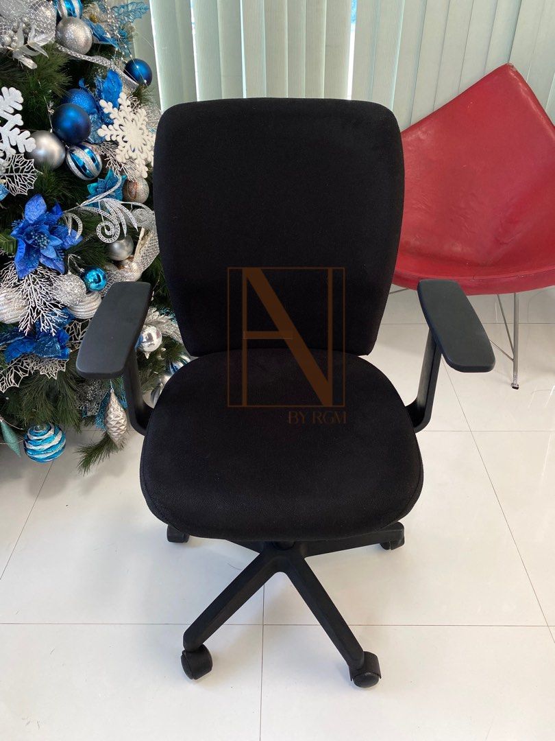 Office chair - Luxus (Category: Office Furniture & Fixtures) located in Binan City. Submitted by rgmofficefurniture (Listing ID 1281336407, Image 2). Description: brand: Luxus used but still in good condition •adjustable height •recline we give discount on bulk orders .
