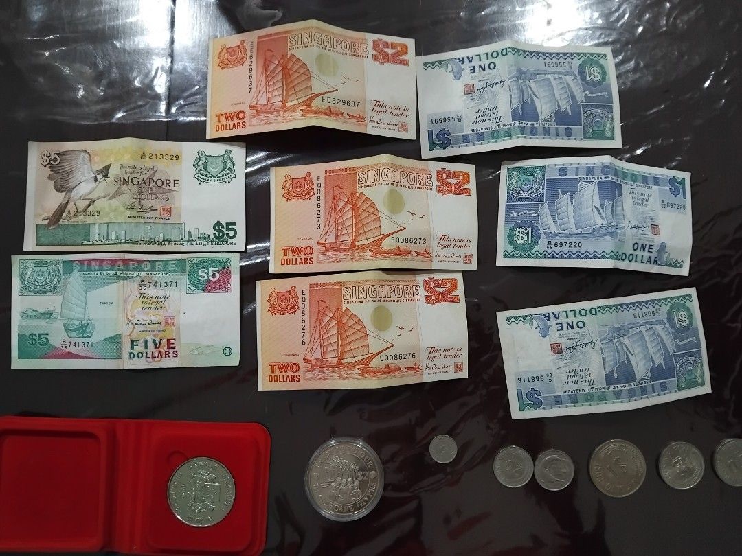 Old Notes (Category: Currency) located in Singapore. Submitted by ssilvr (Listing ID 1281291366, Image 2). Description: buy all for $30.