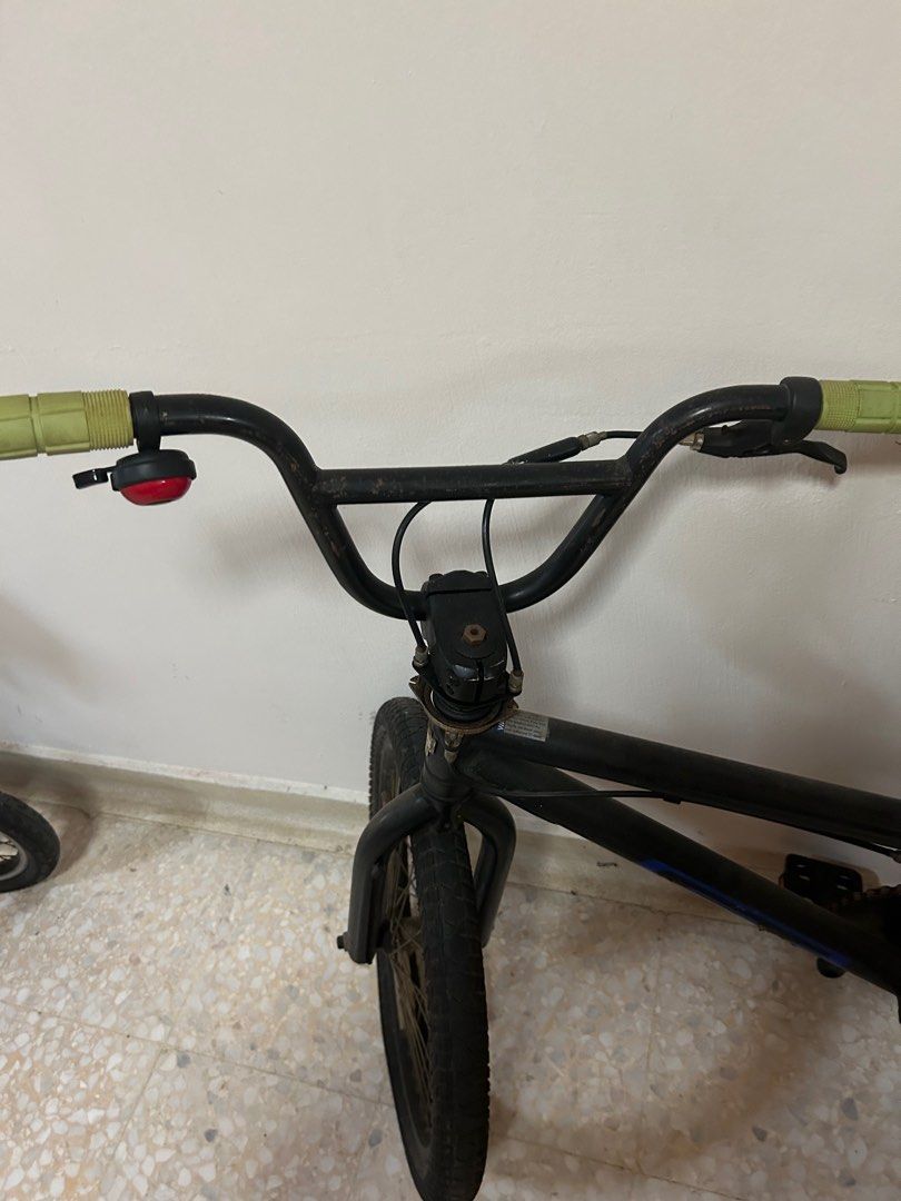 Old school GT BMX Sports Equipment Bicycles Parts Bicycles on