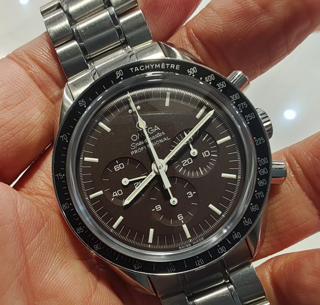 Omega store speedmaster chocolate