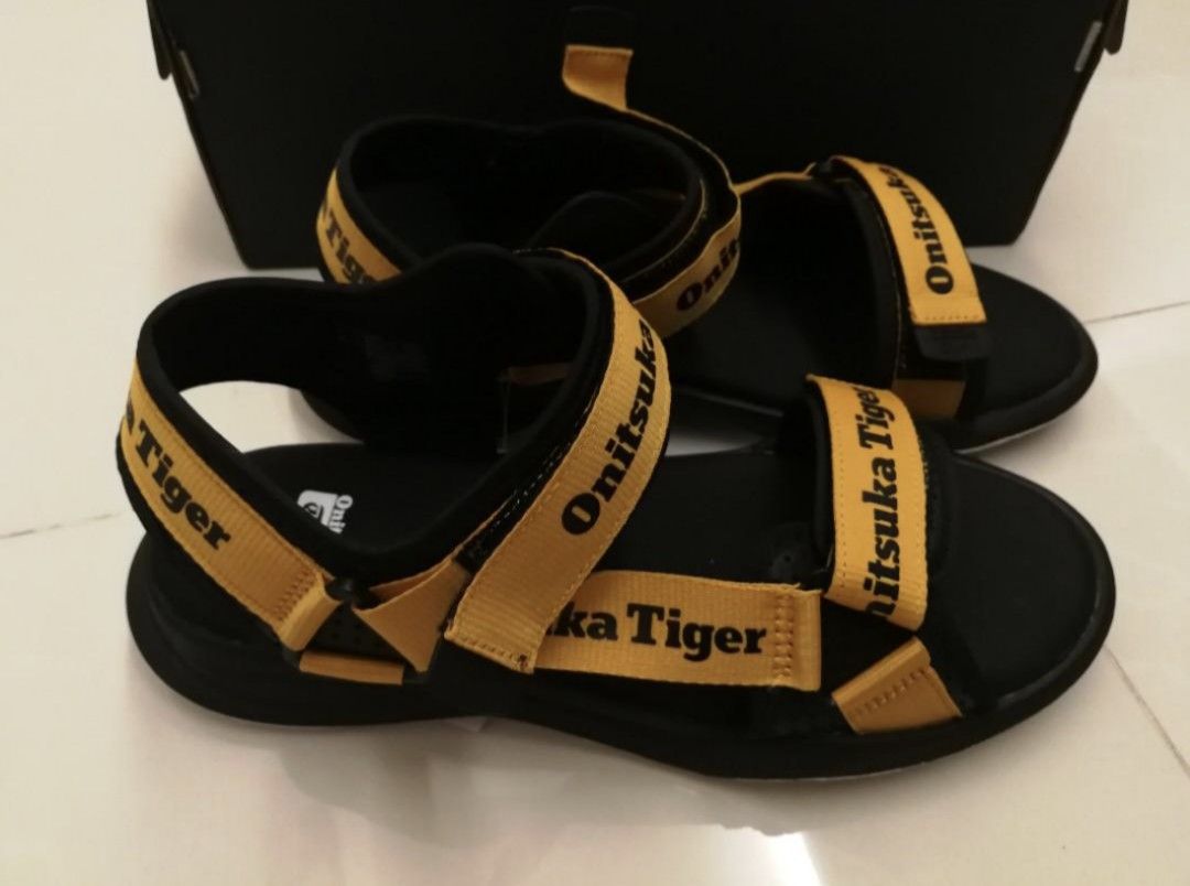 Onitsuka tiger flip clearance flops
