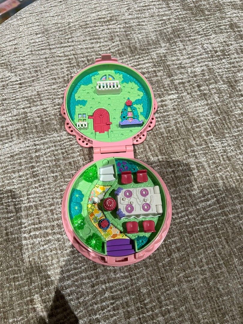 Polly pocket birthday surprise hotsell