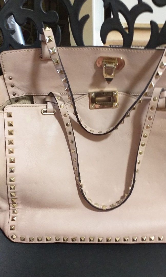 Gold valentino bag top