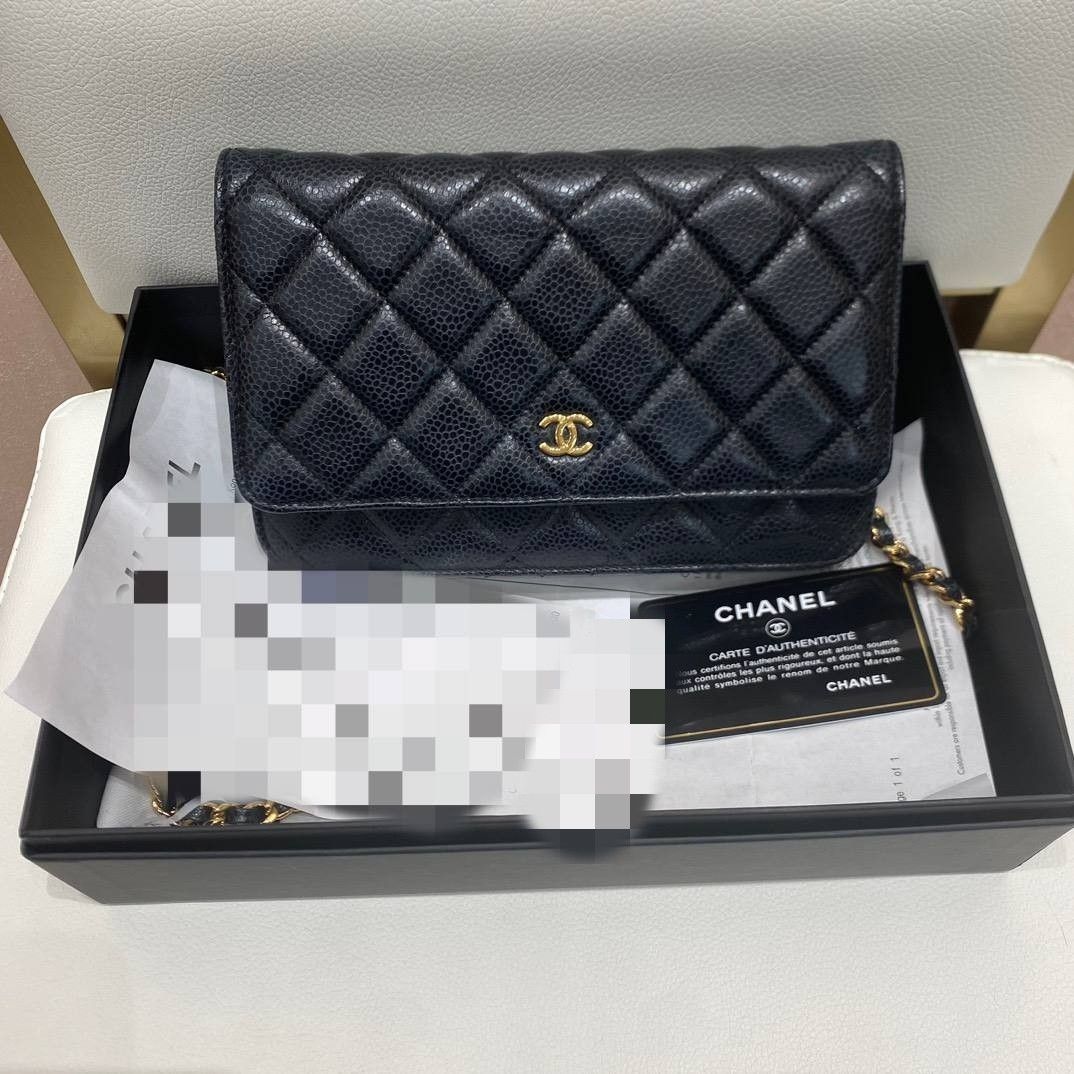 Chanel woc holo 30 sales