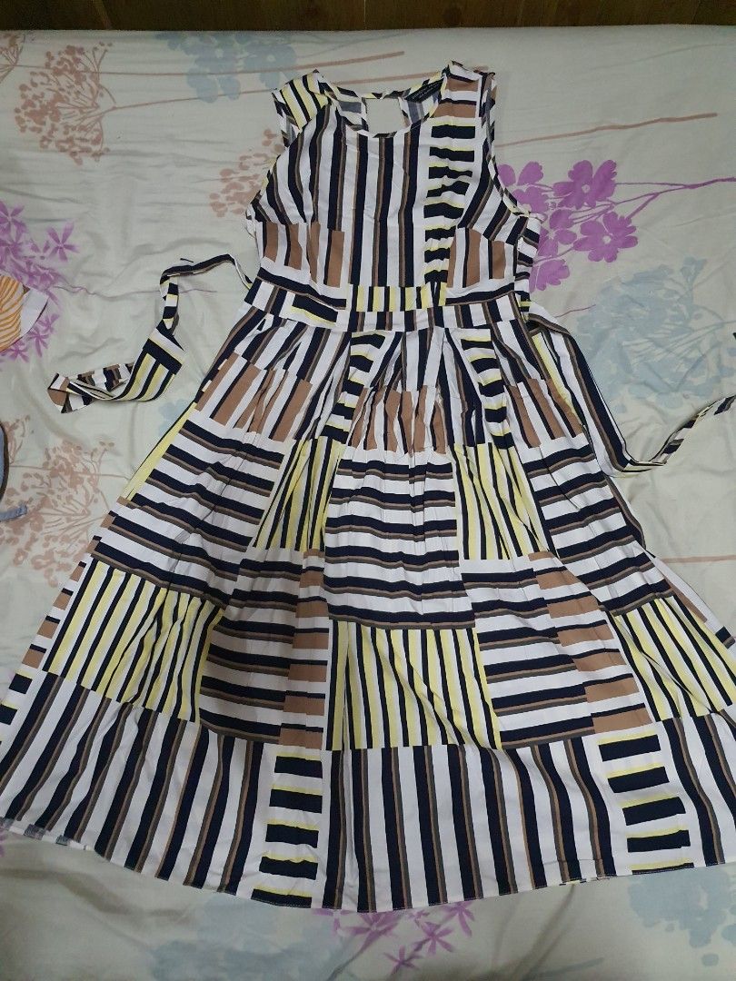 Promod Casual Midi Dress (Category: Dresses) located in Manila. Submitted by mane_13 (Listing ID 1281393171, Image 1). Description: RFS: not my type anymore.