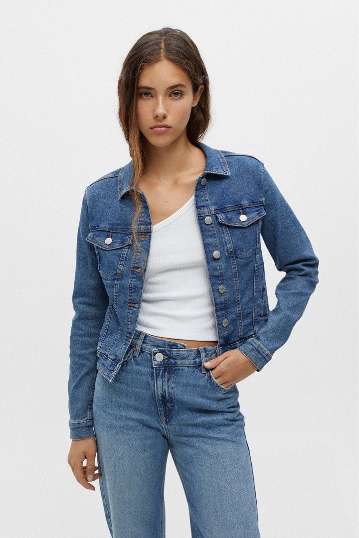 Pull and bear deals denim jacket womens