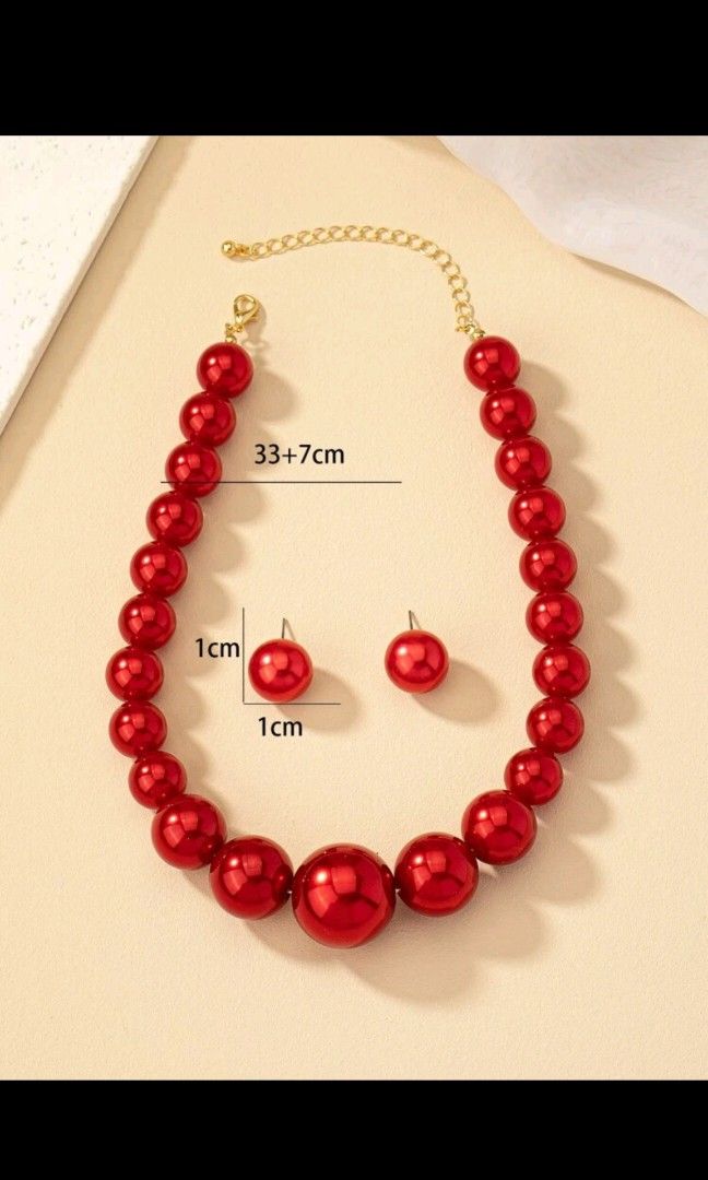 Red necklace and earrings new arrivals