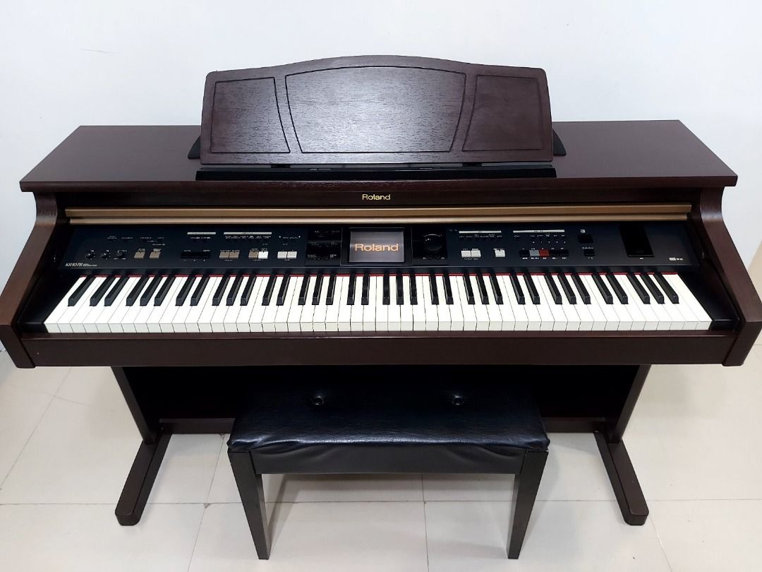Roland kr 105 digital piano deals