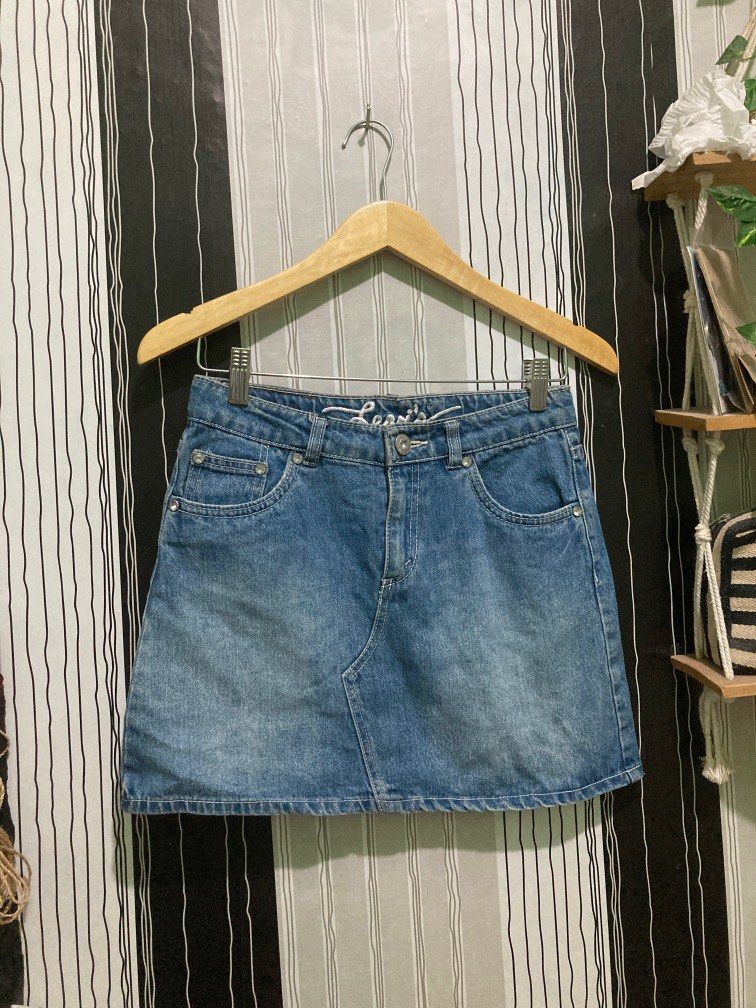 Levis rok on sale sale
