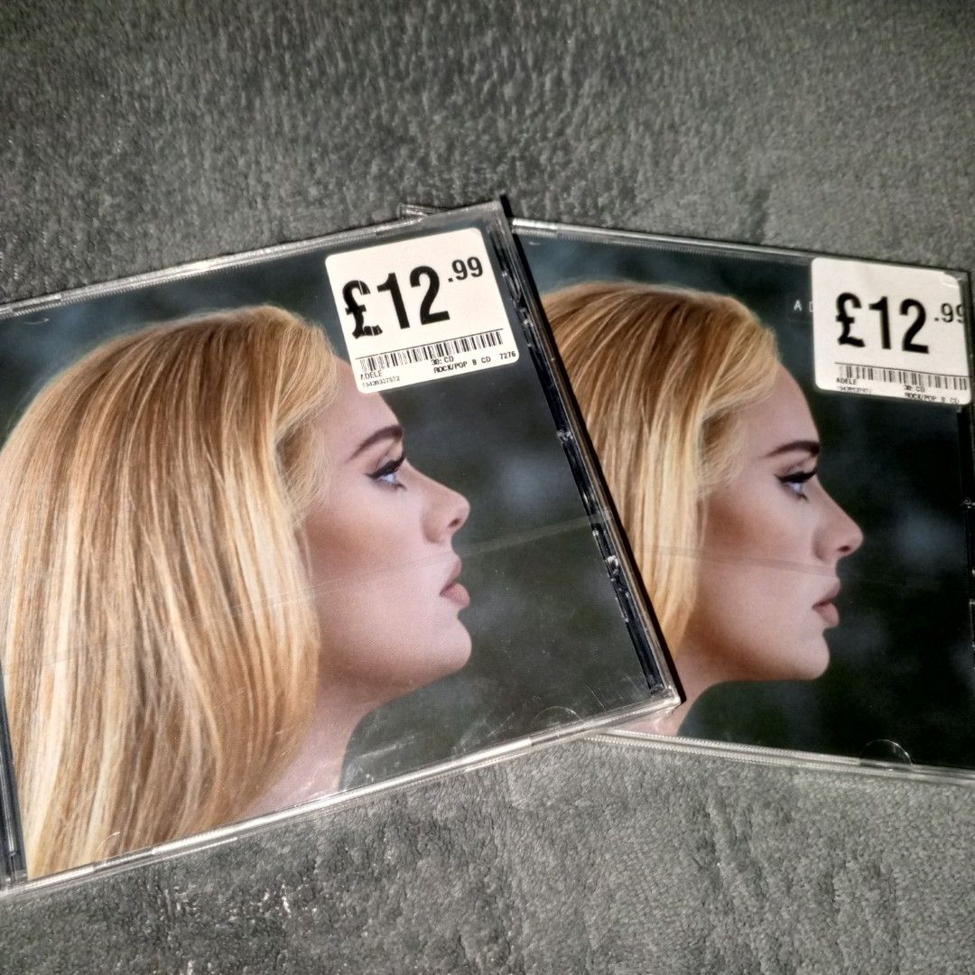 USED ADELE CD, Hobbies & Toys, Music & Media, CDs & DVDs on Carousell