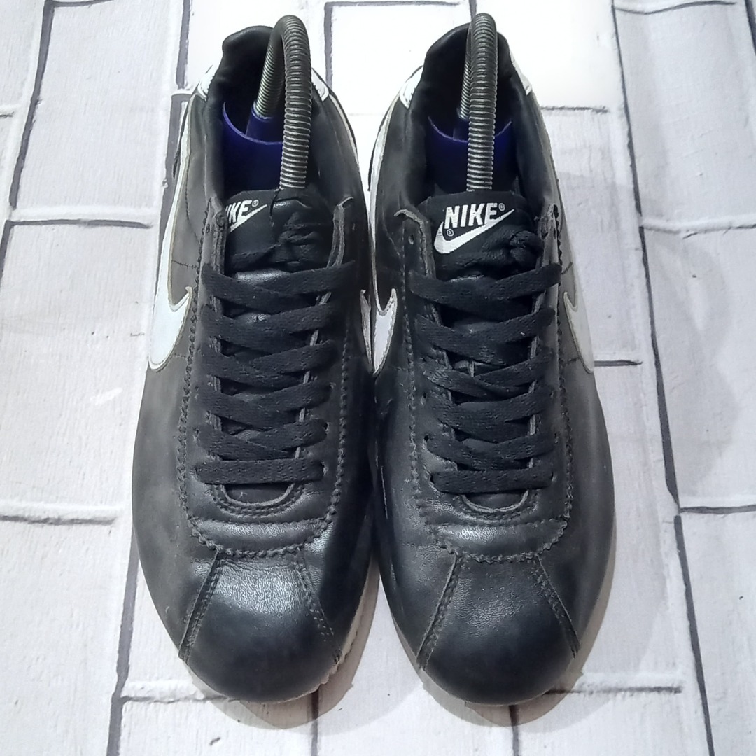 Sepatu online nike classic