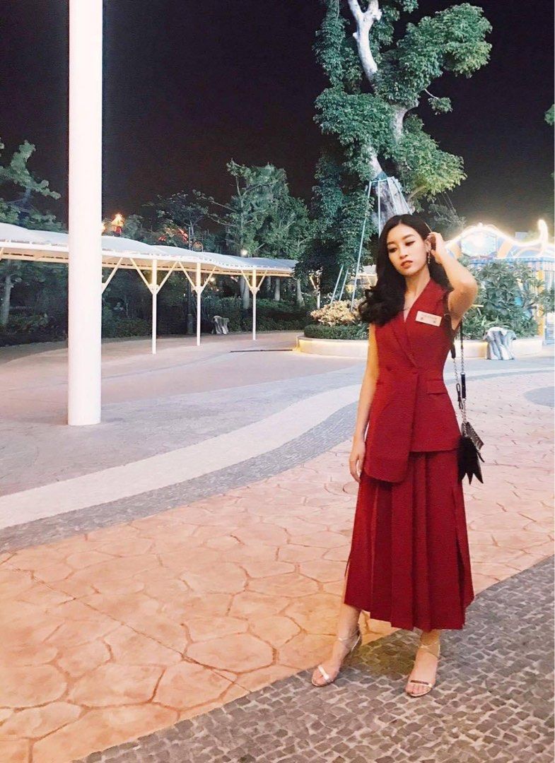 Red blazer and skirt set shop