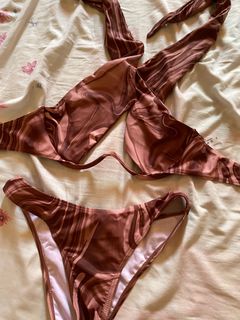 (Category: ) located in . Submitted by preloved_cupang (Listing ID 1281277911, Image 1). Description: .