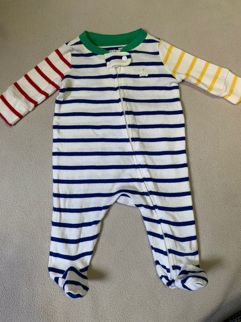 Baby gap sleepsuit clearance