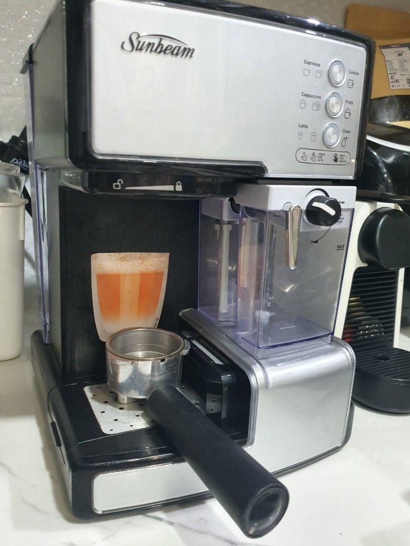 SUNBEAM Coffee Machine (Category: Coffee Machines & Makers) located in Rizal. Submitted by missytin (Listing ID 1281340222, Image 1). Description: Used in good working condition Sunbeam brand slightly Negotiable.