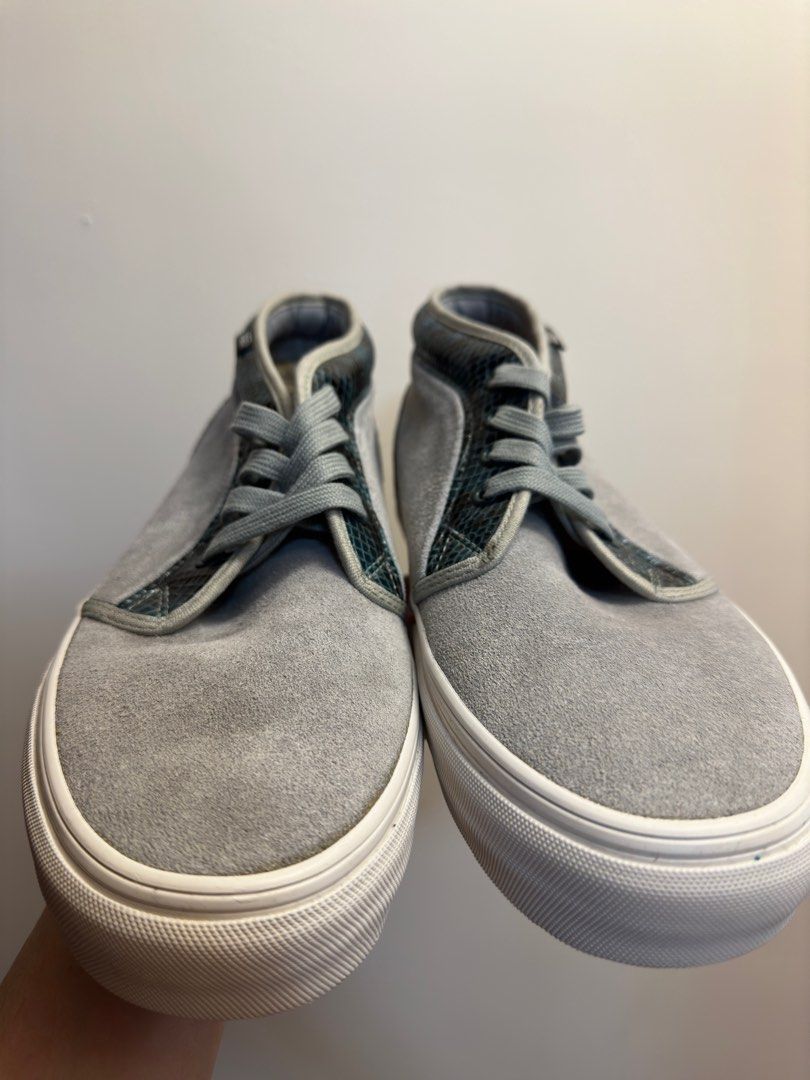 Supreme store vans 2010