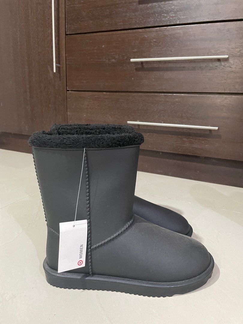 TARGET Black Boots Women s Fashion Footwear Boots on Carousell
