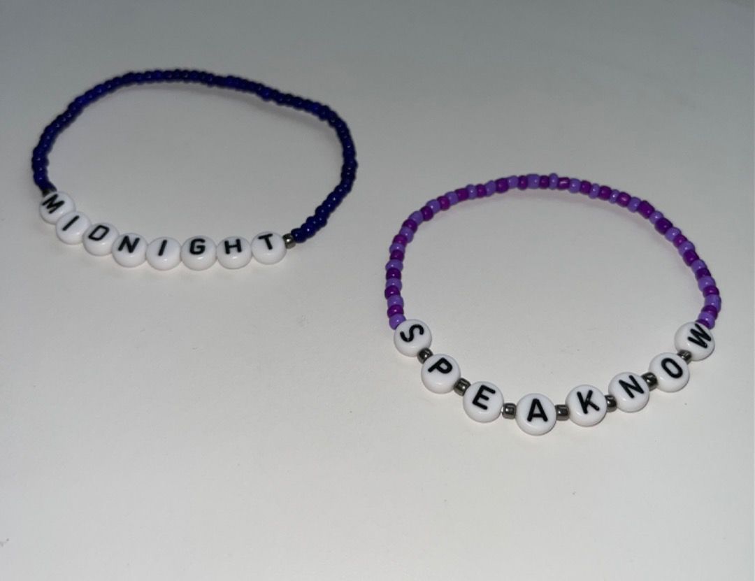 Taylor Swift Friendship bracelet, Hobbies & Toys, Memorabilia