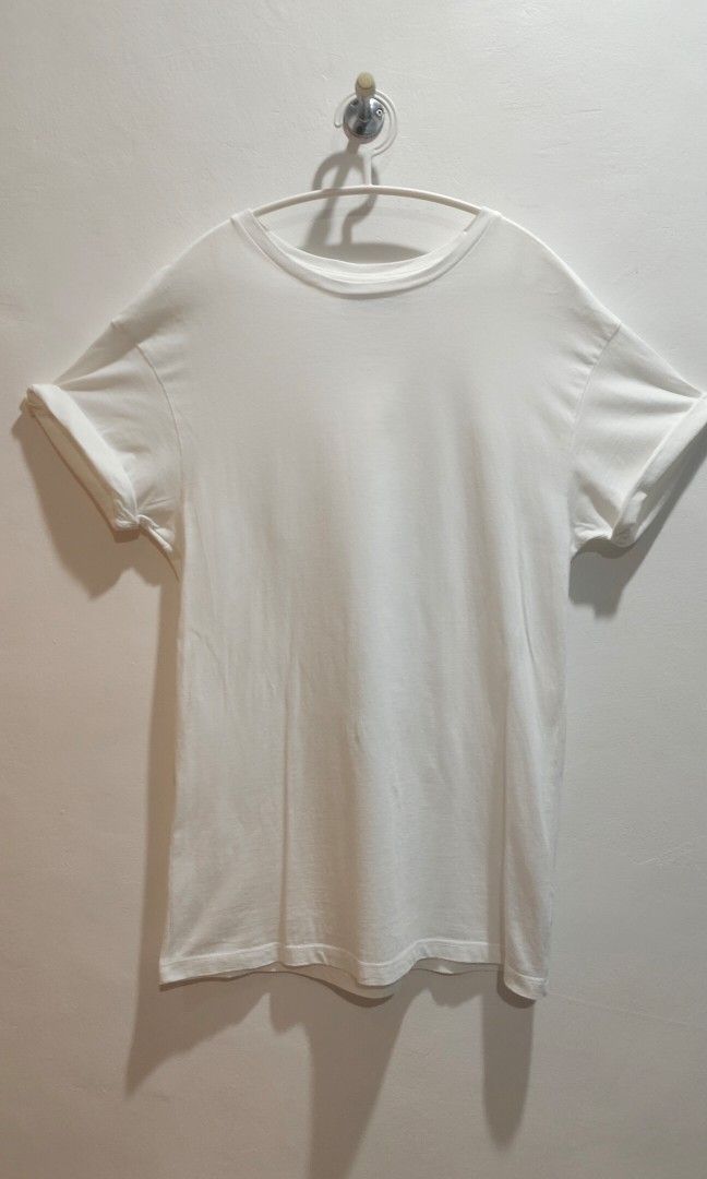 Topman Crew Tee (Category: Tshirts & Polo Shirts ) located in Quezon City. Submitted by methodstudios (Listing ID 1281401795, Image 1). Description: Original Price 700.