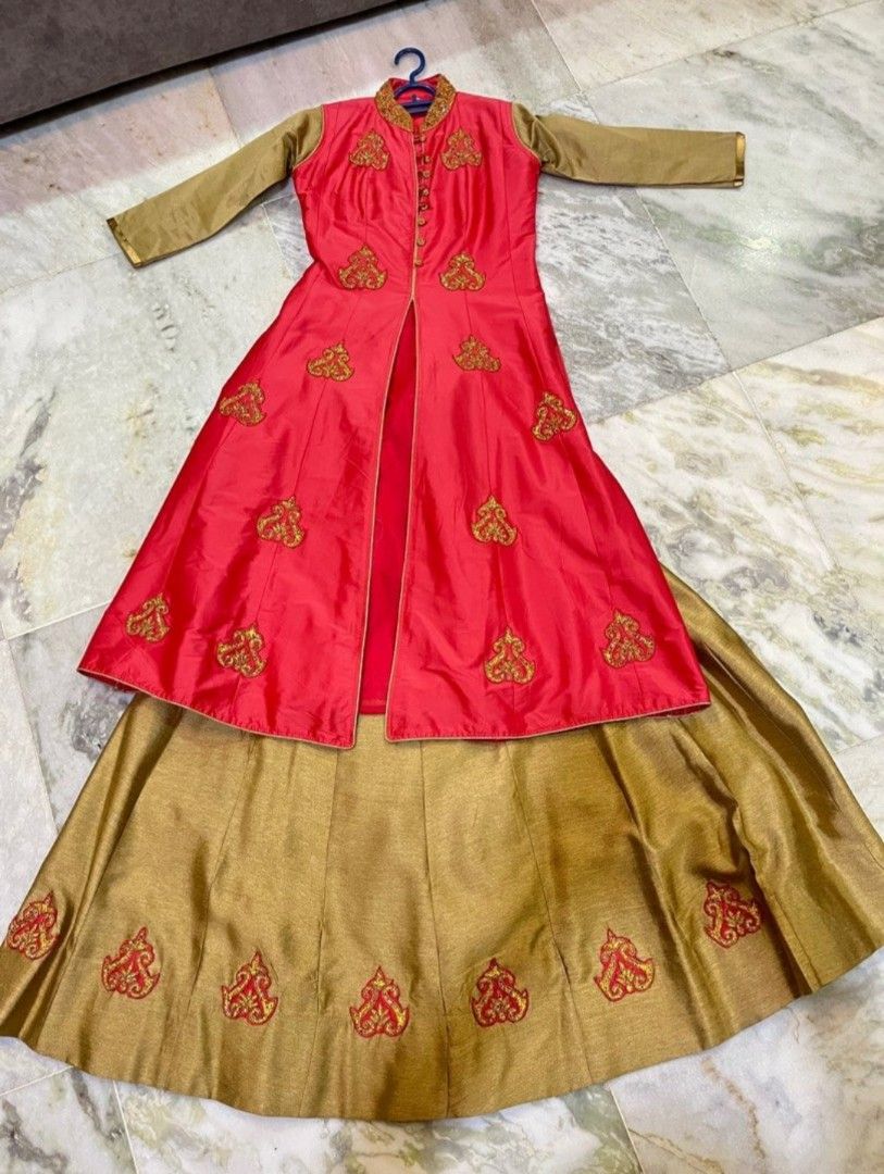 Top 4 Dresses of Deepika Padukodne in Bajirao Mastani | Indian Fashion  Mantra