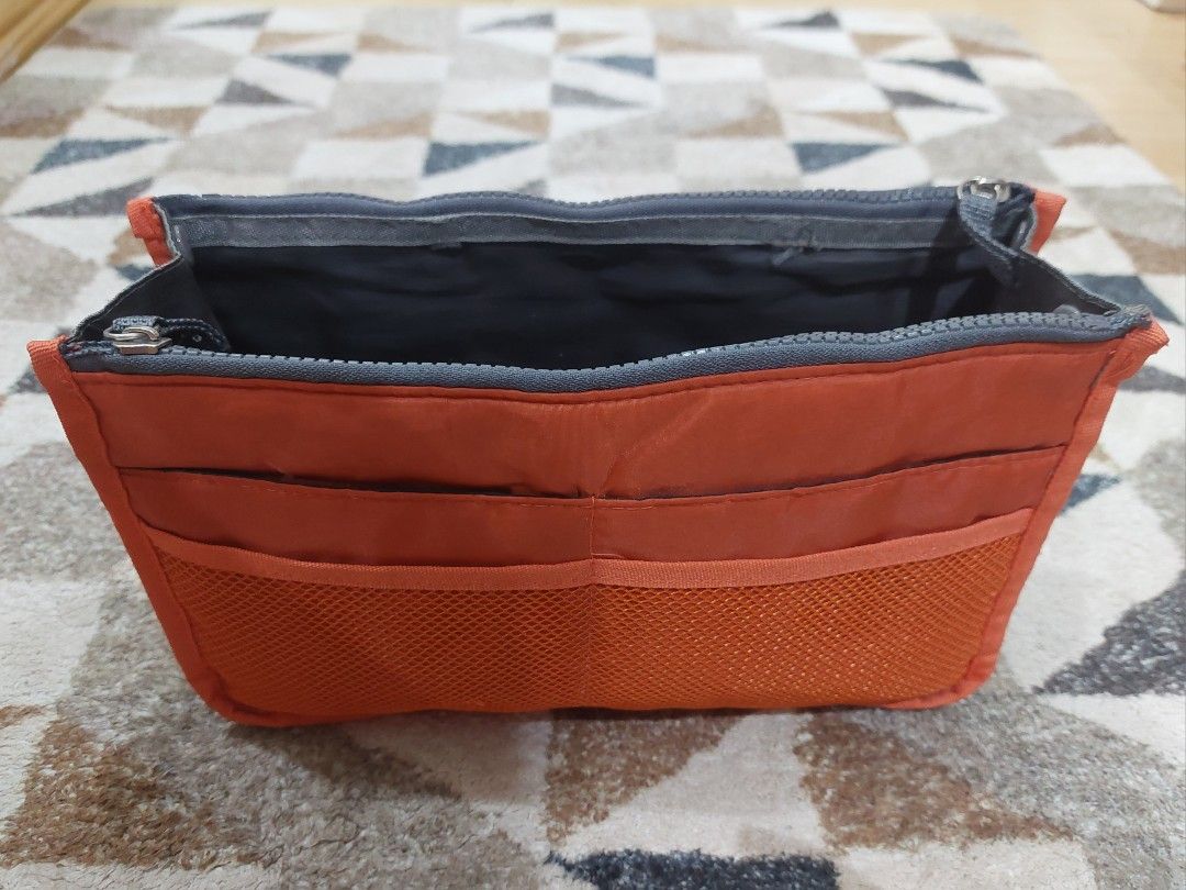 Travel / Bag Organizer (Category: Travel Essentials & Accessories) located in Quezon City. Submitted by triciastrunk (Listing ID 1281324940, Image 1). Description: MOP: GCASH MOD: Lalamove, Grab Express, Flash Express, GoGo Xpress, or LBC. Shipping fee c/o buyer. Location: Fairview, Quezon City.