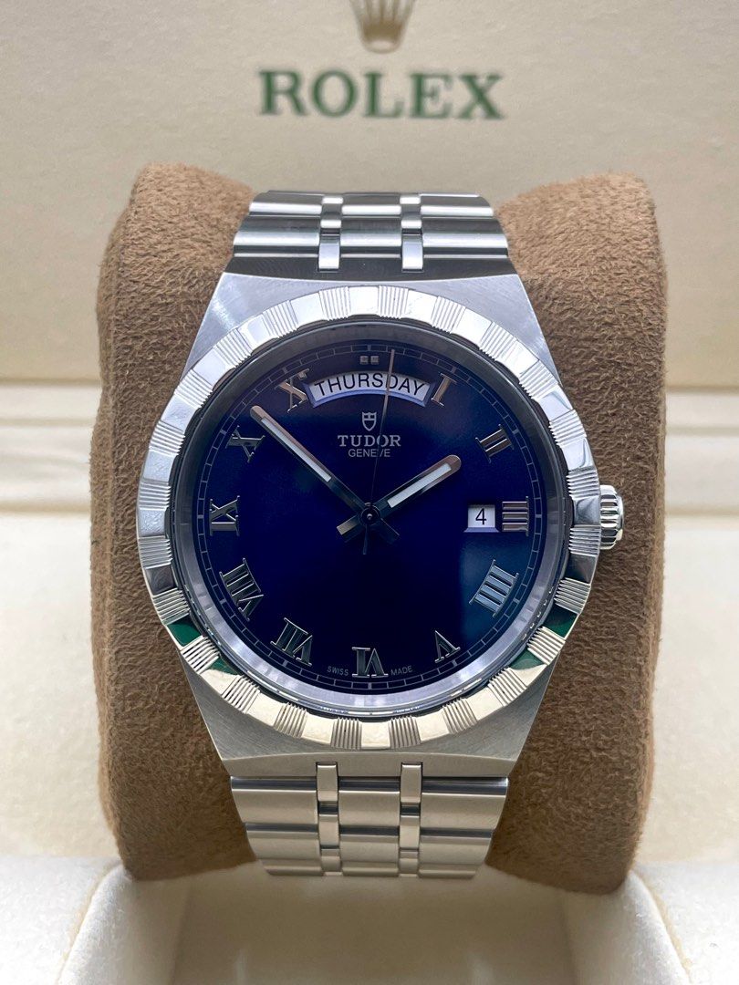 Tudor royale 41mm “Blue” (Category: Luxury Watches) located in Manila. Submitted by watchguyph (Listing ID 1281284683, Image 1). Description: Tudor royale “Blue” 41mm Foreign AD (2020) Complete set with papers 💯 Condition 9.8/10 Price: P127,800 Slightly negotiable Pm for inquries.