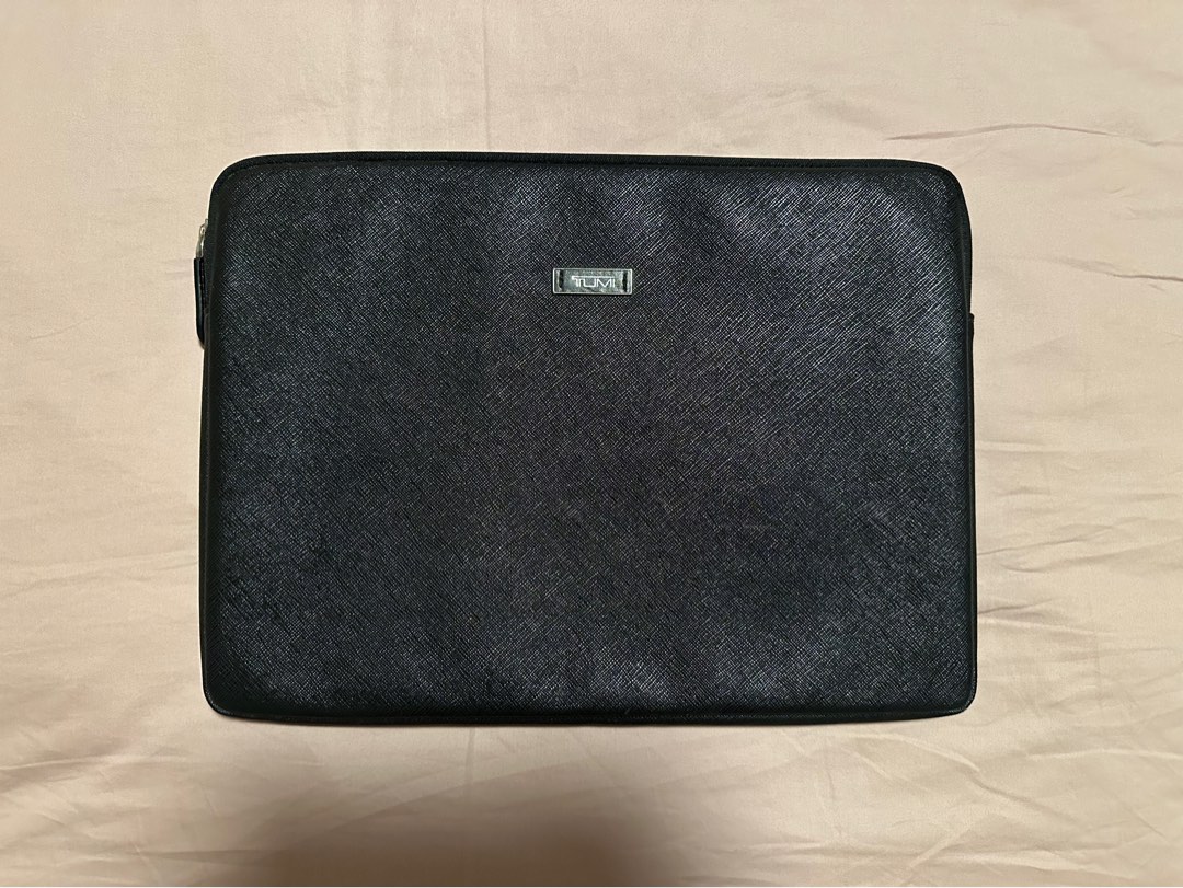 Tumi laptop deals sleeve
