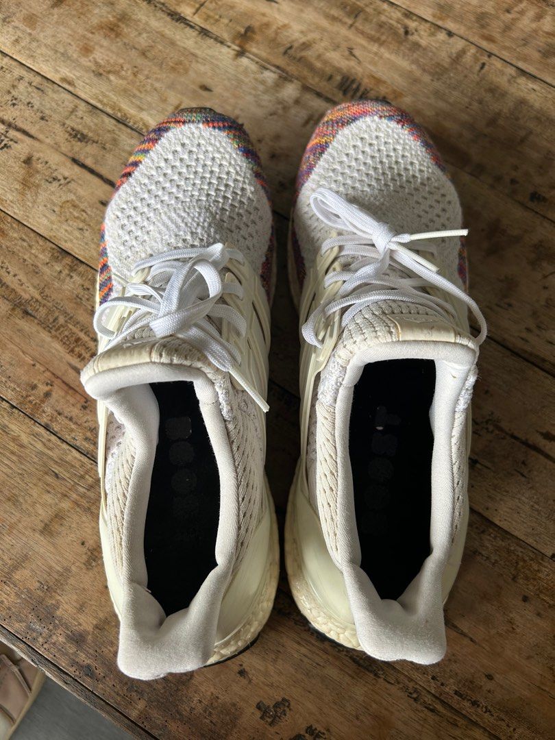 Ultra boost 1.0 outlet multicolor on feet