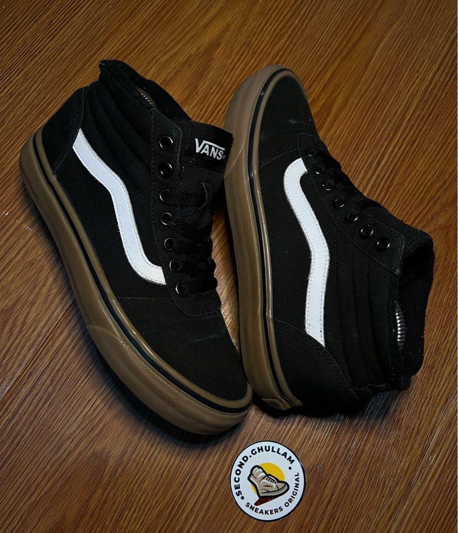 VANS S8 MID GUM SOLE Fesyen Pria Sepatu Sneakers di Carousell