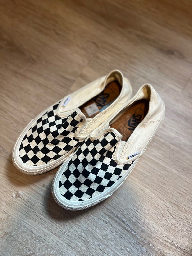 Vans Slip On Women s Fashion Footwear Sneakers on Carousell