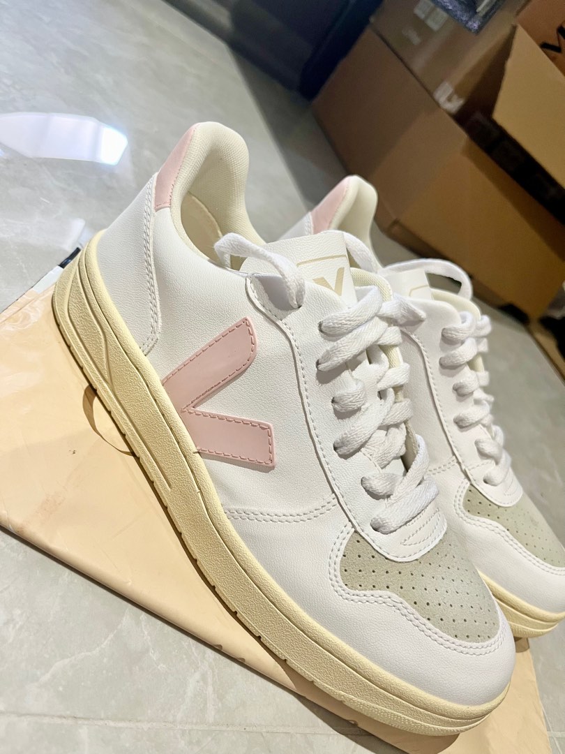 Veja v10 leather extra white petale dried petal shop