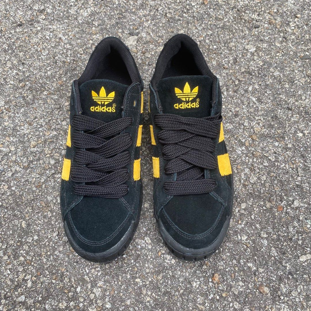 Adidas 1996 store shoes
