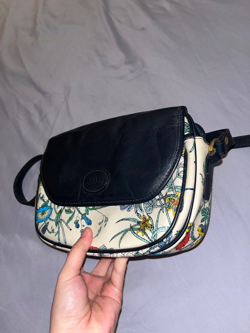 Vintage floral shoulder sling bag (Category: Luxury Bags & Wallets) located in Paranaque City. Submitted by julfz (Listing ID 1281330497, Image 2). Description: Such a beautiful, quality, unique piece. Rare Vintage find!! .