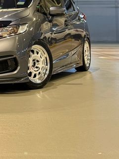 (Category: ) located in . Submitted by mtblife_sg (Listing ID 1281339566, Image 1). Description: .