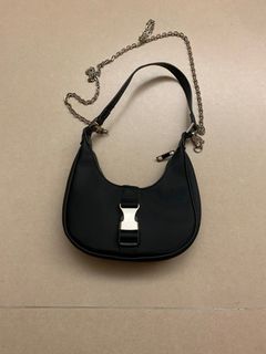 （分類：）位於 。 由 ruby.red 提交（商品編號 1281373845，圖片 1）。簡介： 。