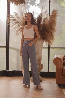 (Category: ) located in . Submitted by wardrobe-b (Listing ID 1281380164, Image 1). Description: .