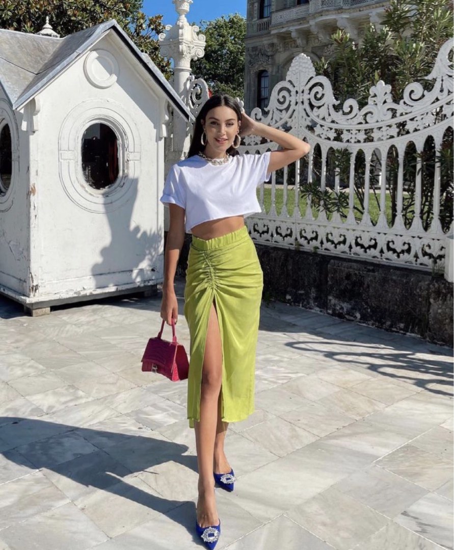 Zara lime green skirt
